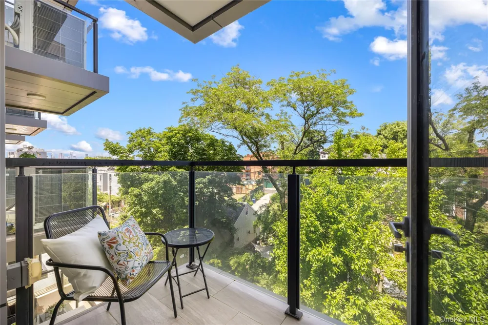 70-65 Queens Boulevard #8I Woodside, NY 11377
