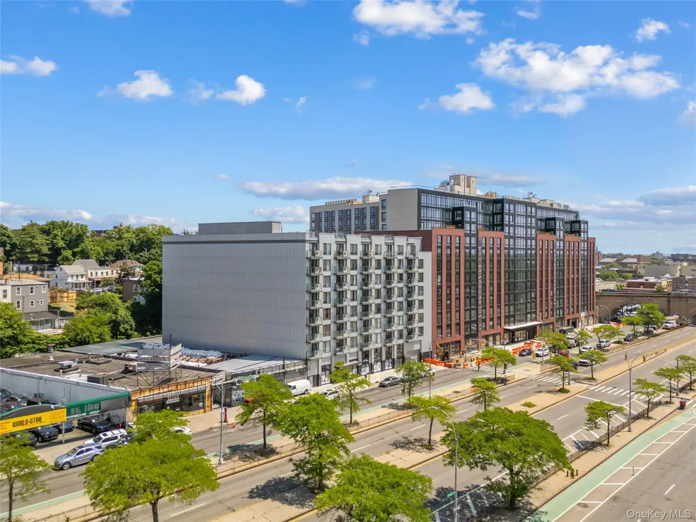 70-65 Queens Boulevard #8I Woodside, NY 11377