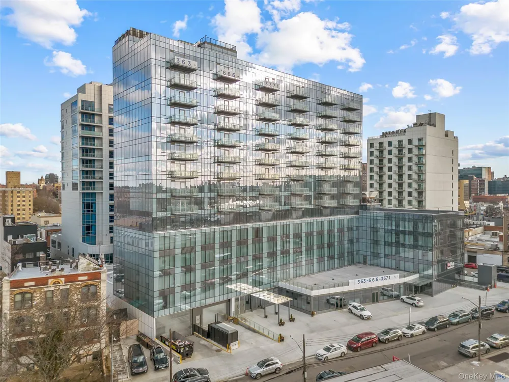 33-71 Prince Street #15E