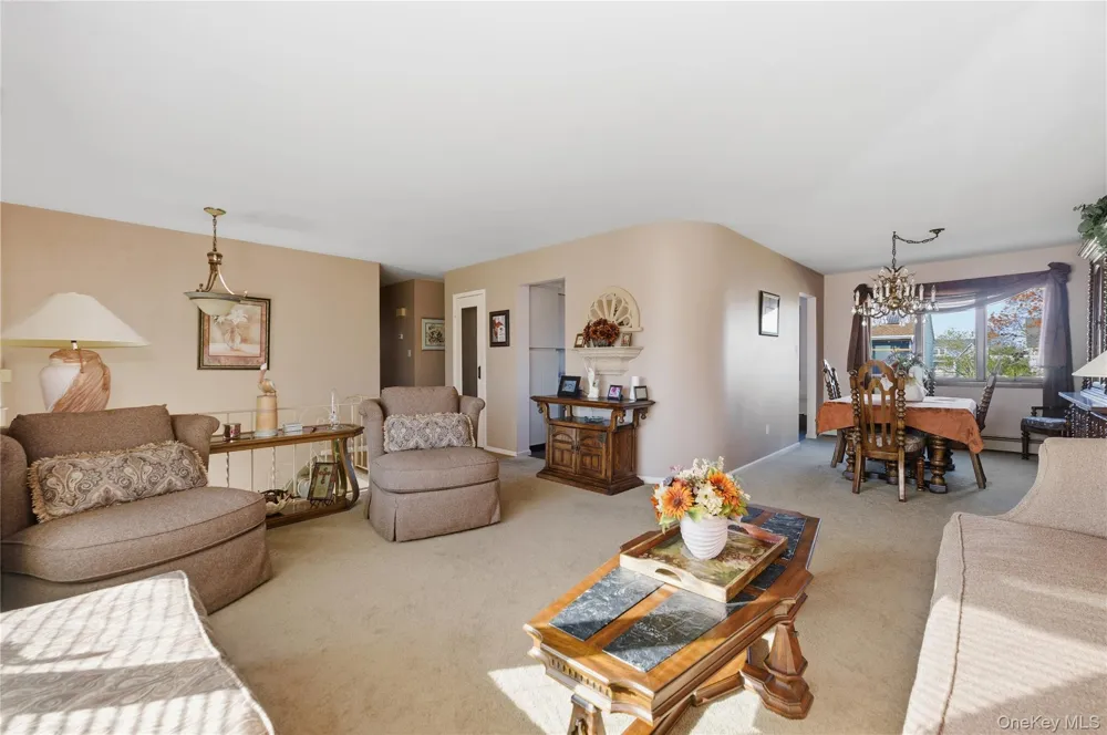 613 Smith Place Oceanside, NY 11572