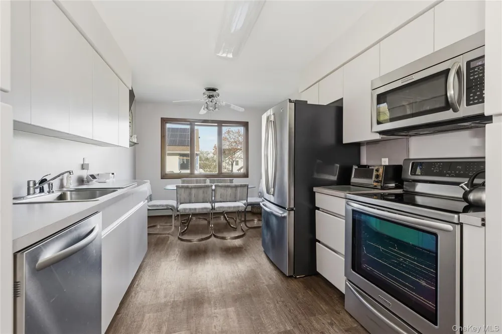 613 Smith Place Oceanside, NY 11572