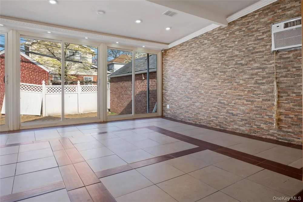 73-33 188th Street Fresh Meadows, NY 11366