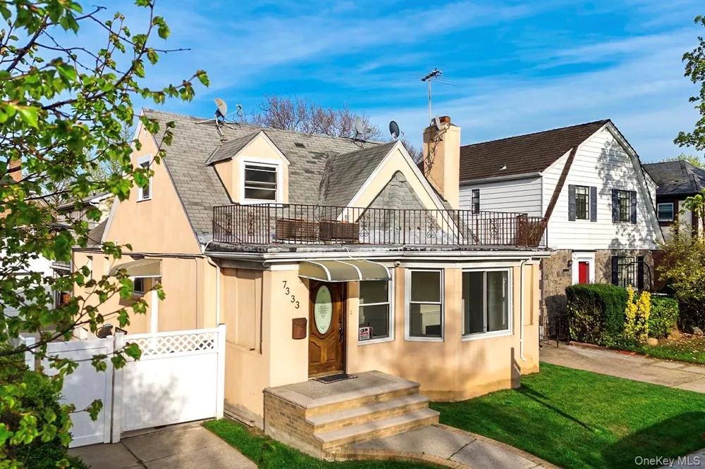 73-33 188th Street Fresh Meadows, NY 11366