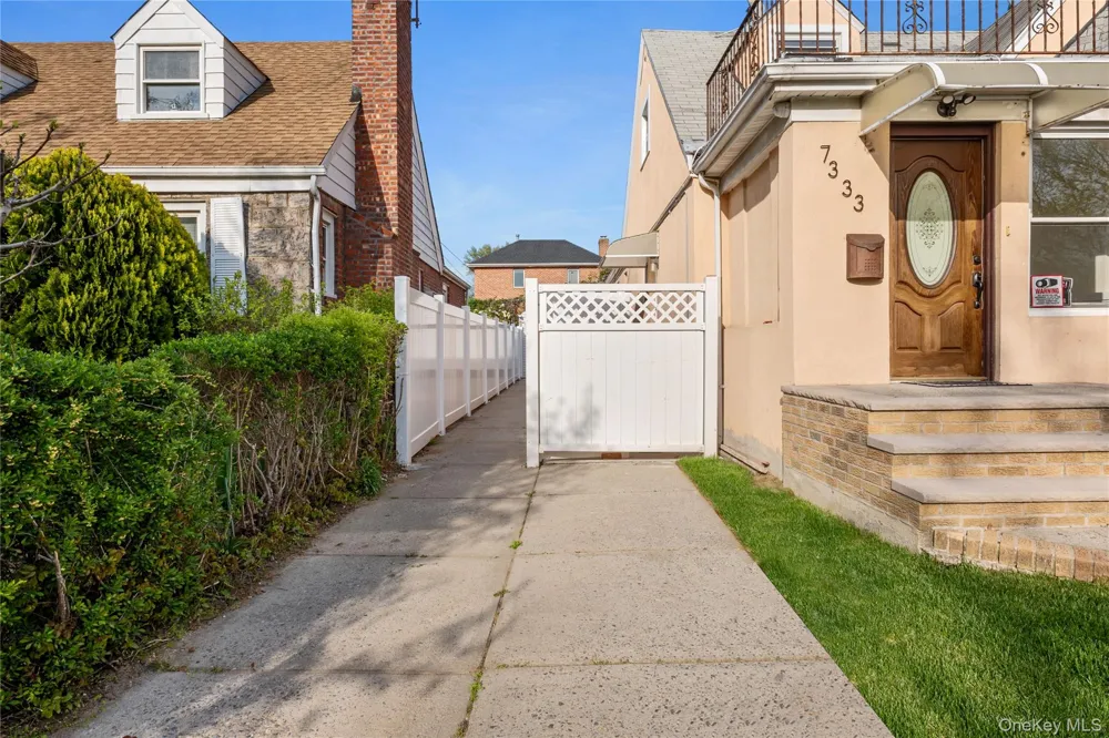 73-33 188th Street Fresh Meadows, NY 11366