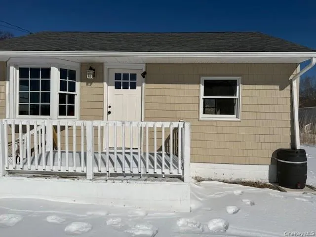 17 Bayport Road Mastic Beach, NY 11951