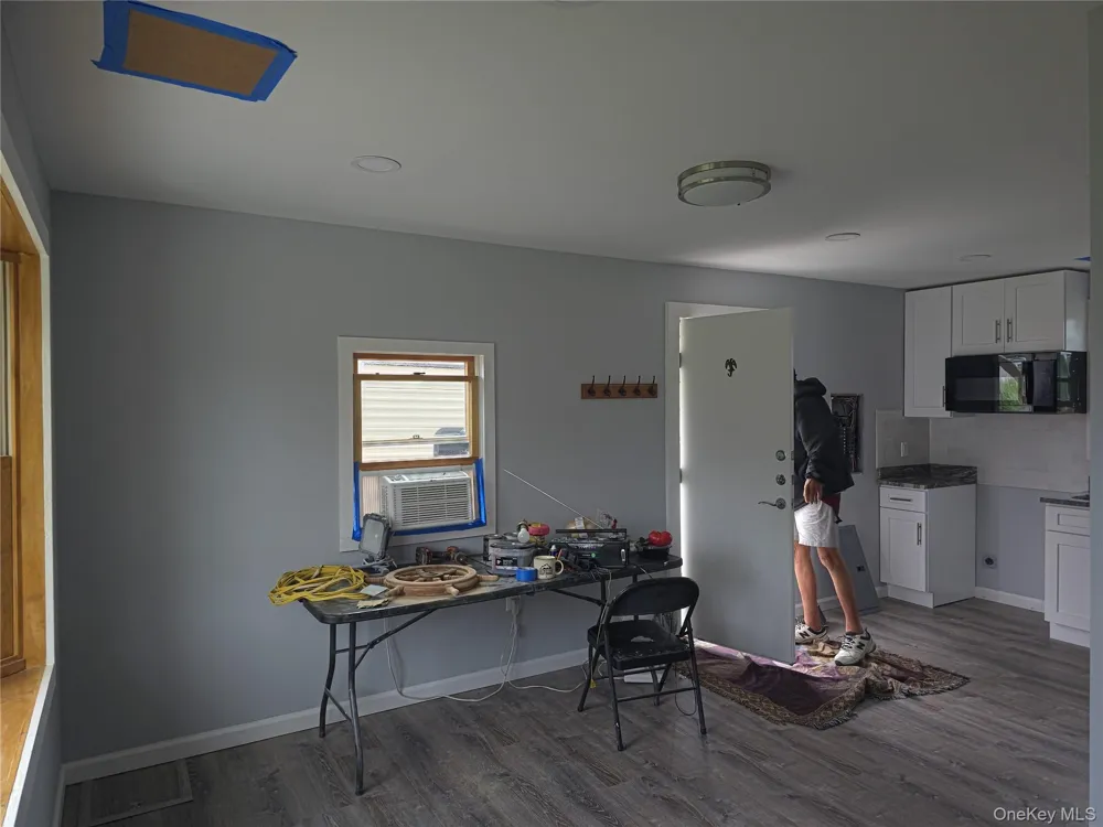 17 Bayport Road Mastic Beach, NY 11951