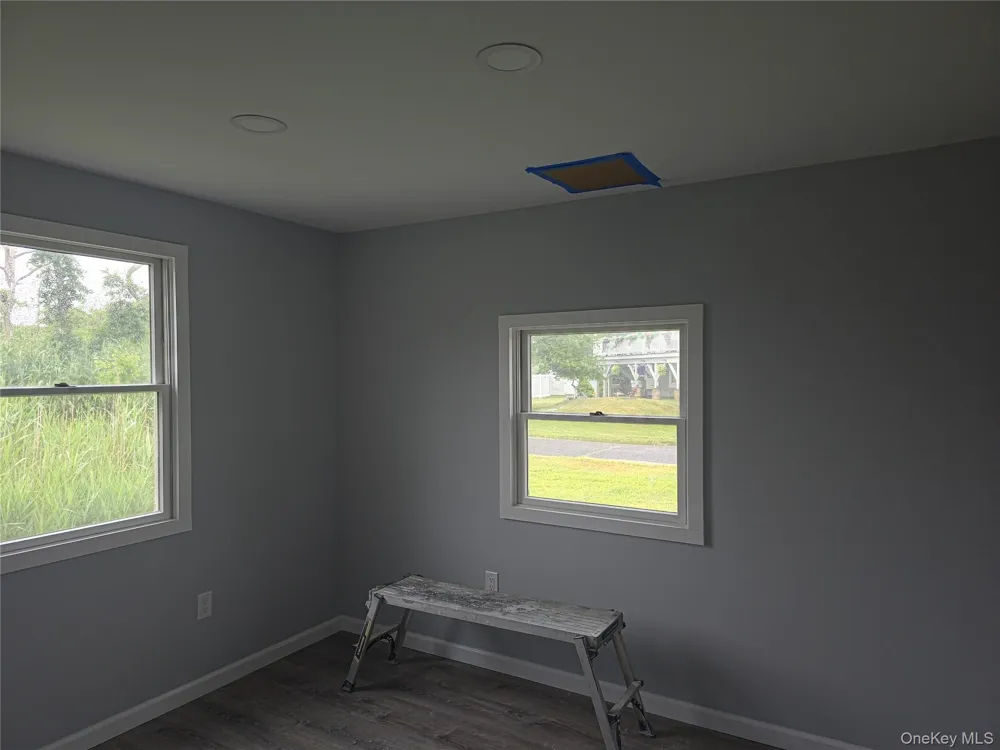 17 Bayport Road Mastic Beach, NY 11951