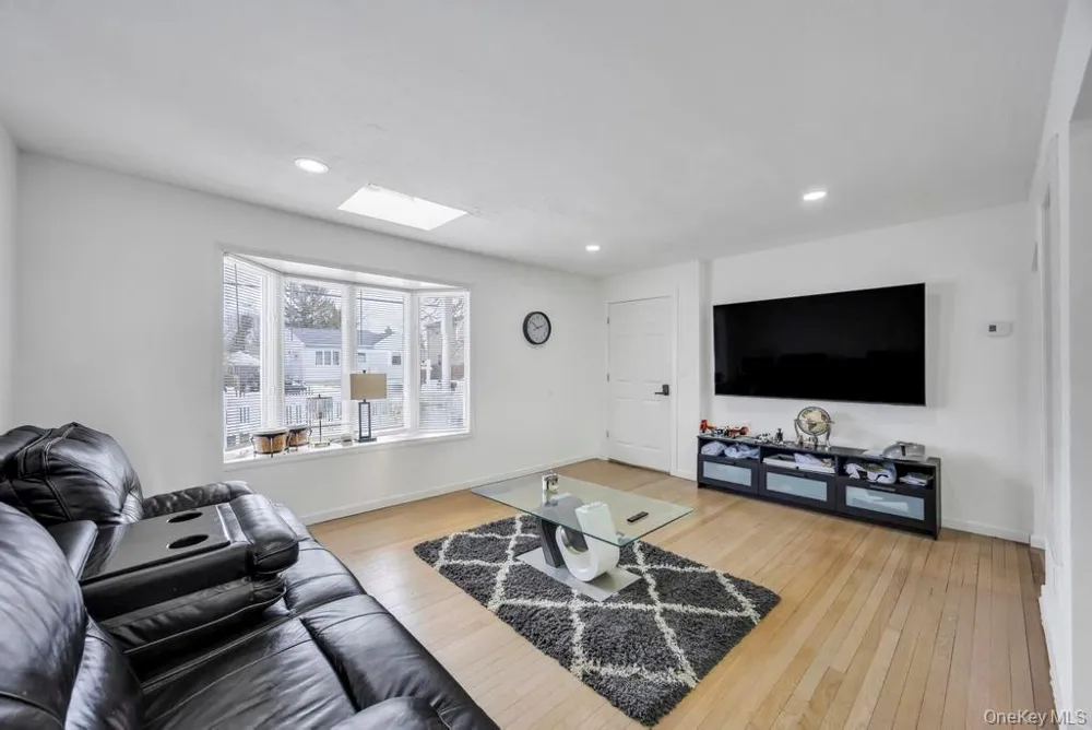 361 S 16th Street Lindenhurst, NY 11757