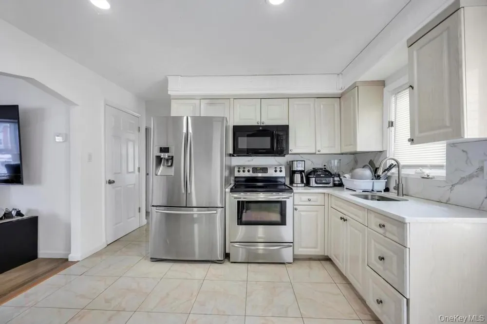 361 S 16th Street Lindenhurst, NY 11757