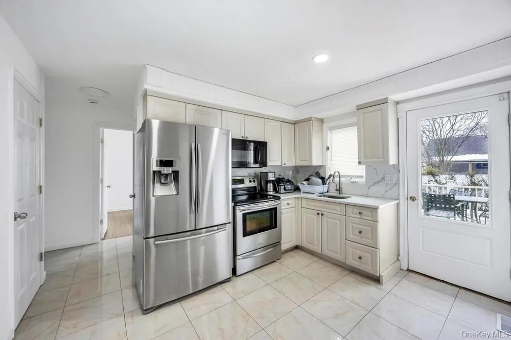 361 S 16th Street Lindenhurst, NY 11757