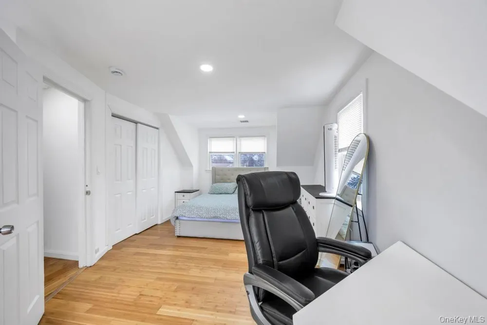 361 S 16th Street Lindenhurst, NY 11757
