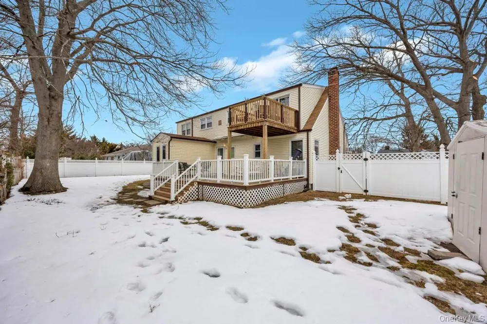 361 S 16th Street Lindenhurst, NY 11757