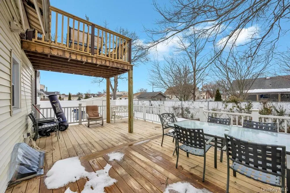 361 S 16th Street Lindenhurst, NY 11757
