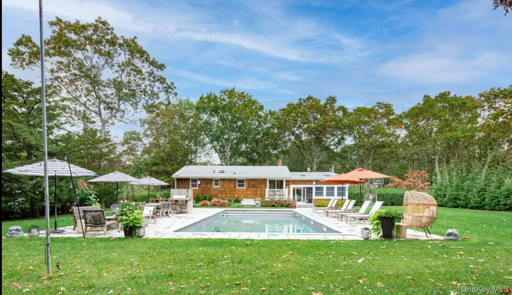 45 Sherwood Road Hampton Bays, NY 11946