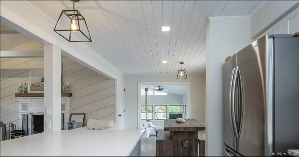 45 Sherwood Road Hampton Bays, NY 11946