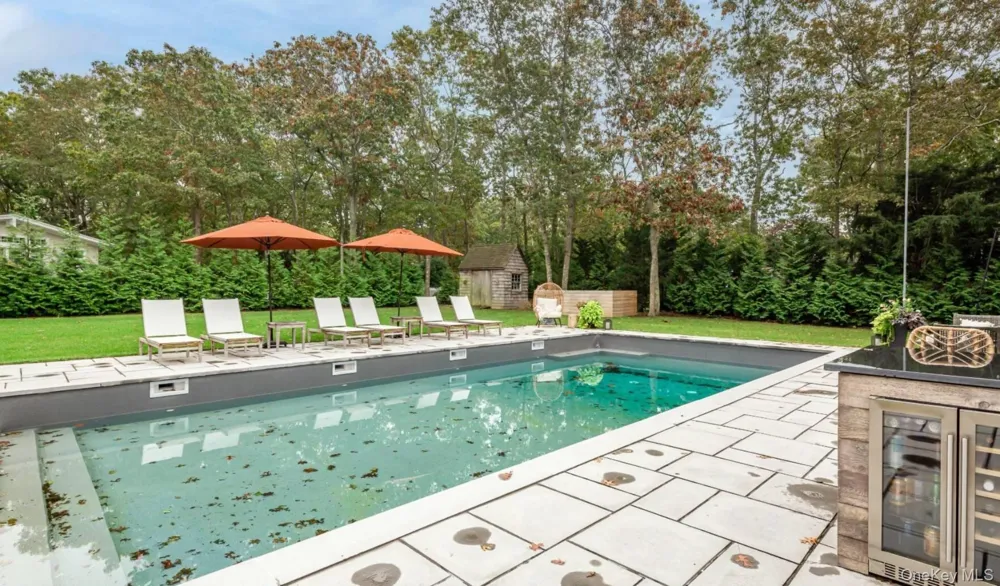 45 Sherwood Road Hampton Bays, NY 11946