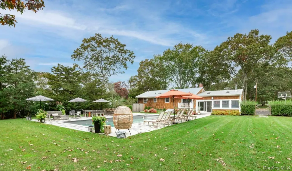 45 Sherwood Road Hampton Bays, NY 11946