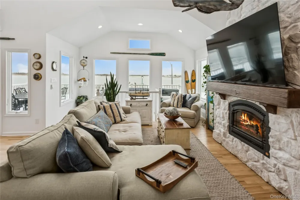 246 W Bay Drive Long Beach, NY 11561