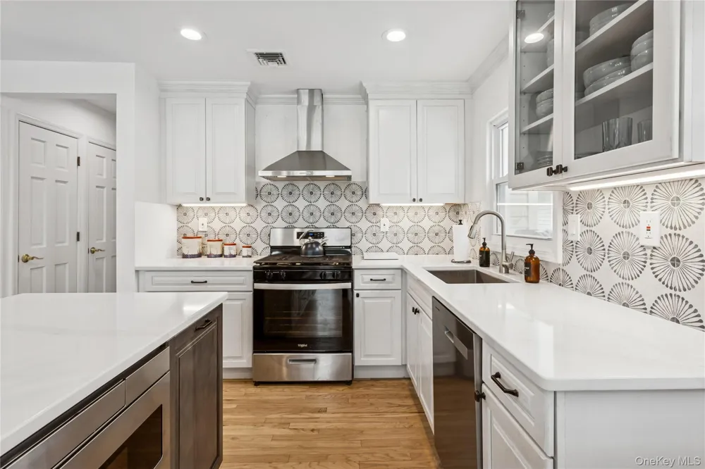 246 W Bay Drive Long Beach, NY 11561