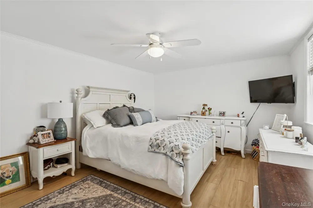246 W Bay Drive Long Beach, NY 11561