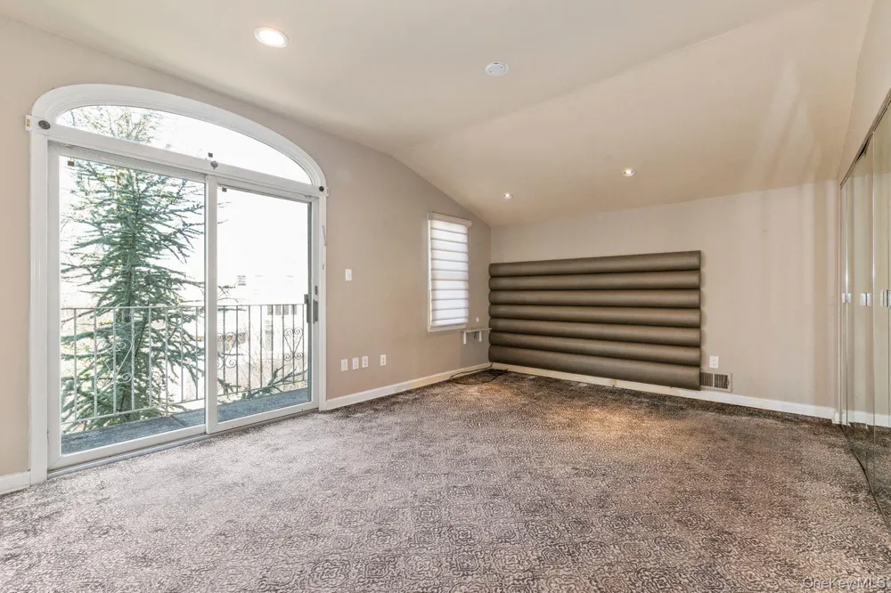 607 Lanett Avenue Far Rockaway, NY 11691