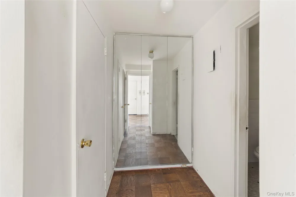 370 Westchester Avenue #2N Port Chester, NY 10573