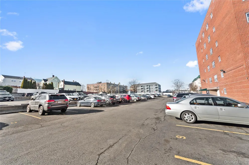 370 Westchester Avenue #2N Port Chester, NY 10573