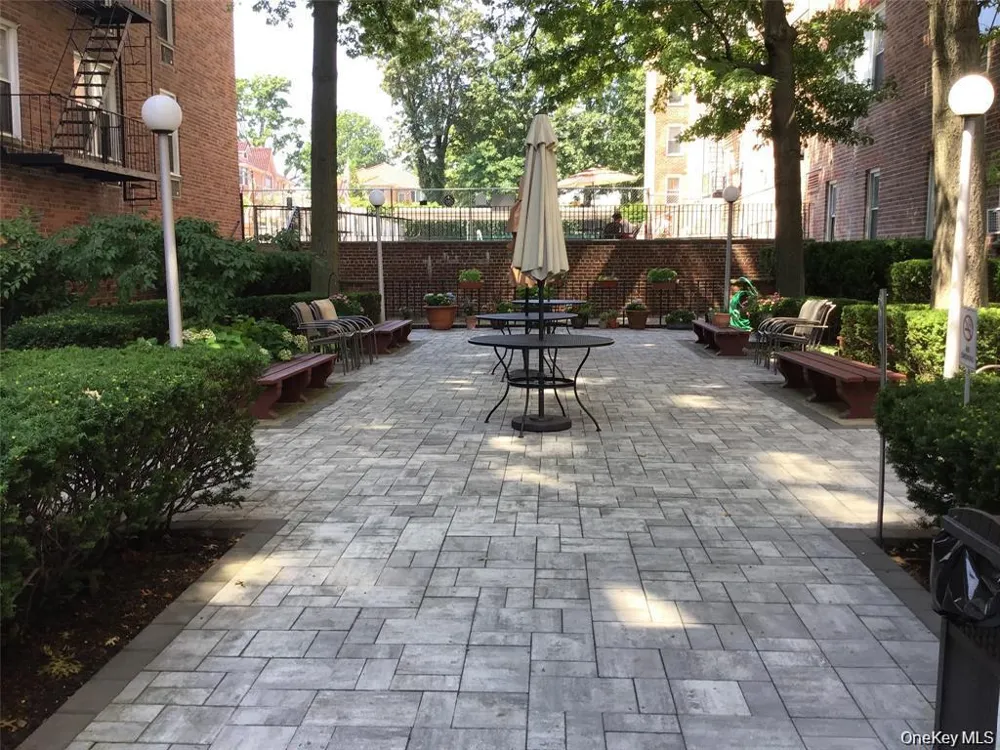 54-44 Little Neck Parkway #2D Little Neck, NY 11362