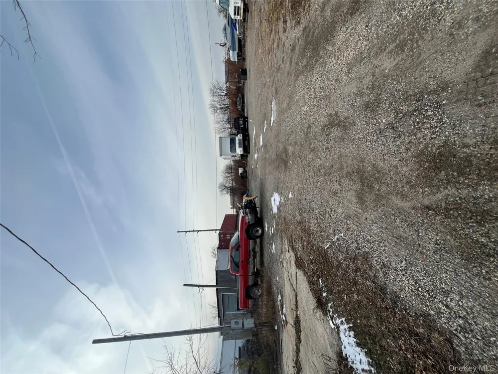 4186-4200 Industrial Place Island Park, NY 11558