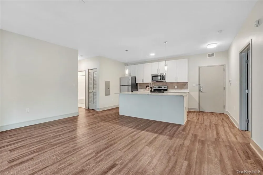 92 Blauvelt Way - The Sheldon #502 Suffern, NY 10901