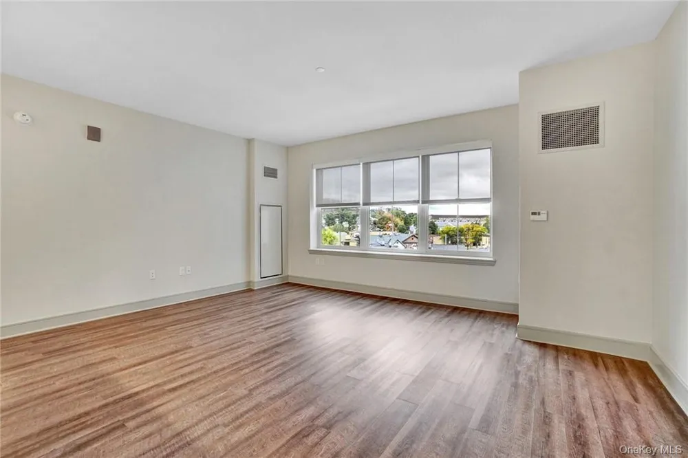 92 Blauvelt Way - The Sheldon #502 Suffern, NY 10901