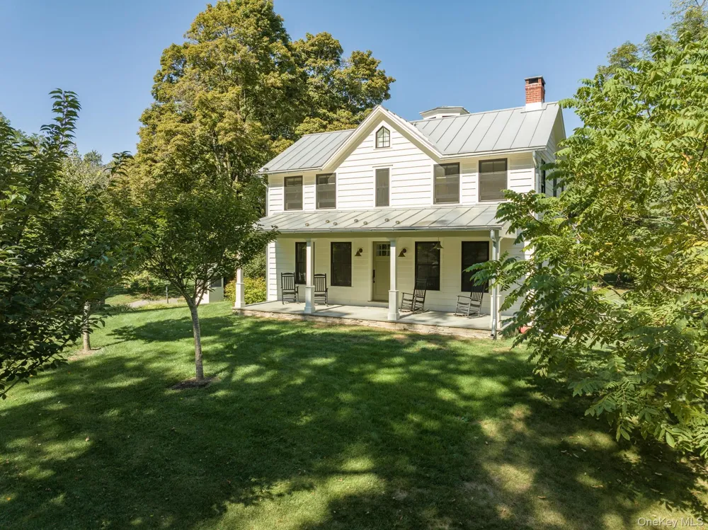 4-6 Old Primrose Hill Road Rhinebeck, NY 12572