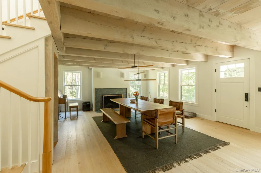 4-6 Old Primrose Hill Road Rhinebeck, NY 12572