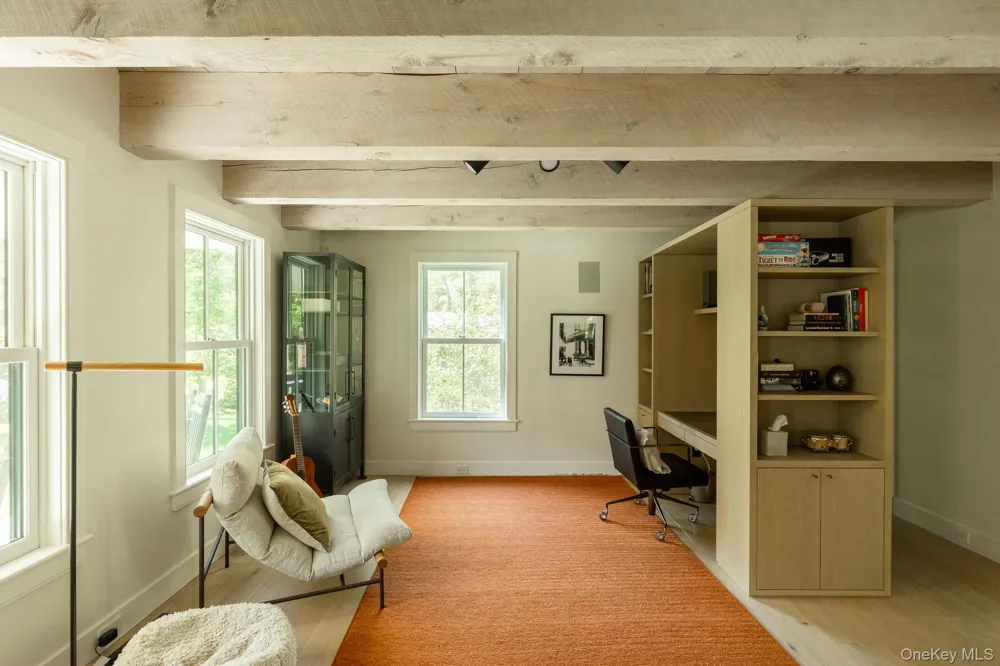 4-6 Old Primrose Hill Road Rhinebeck, NY 12572