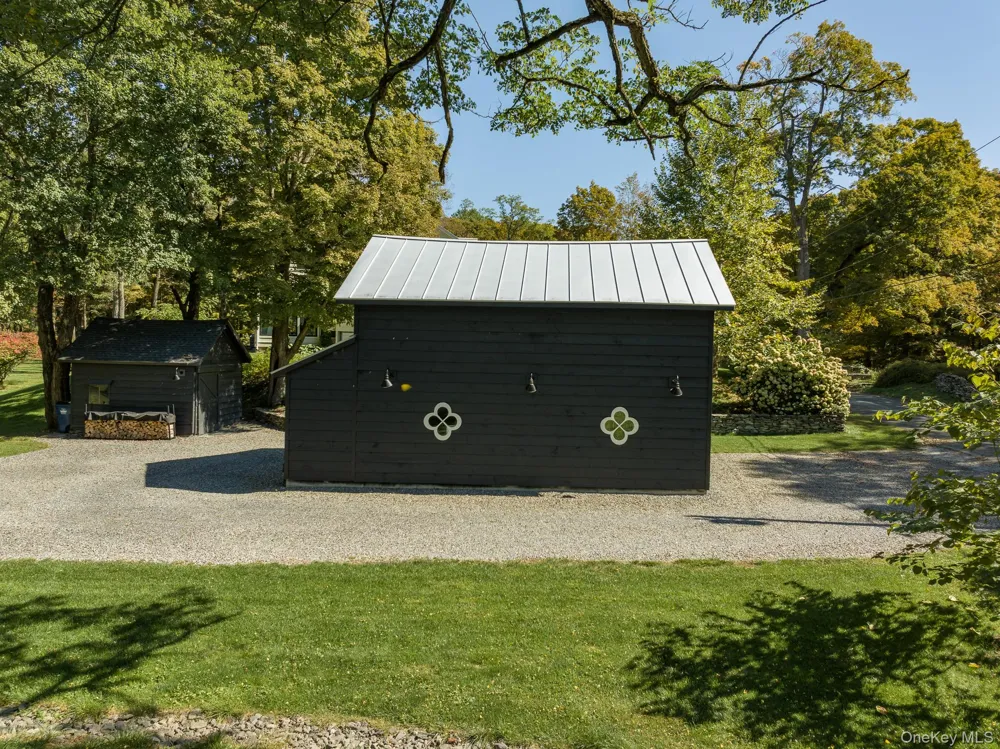 4-6 Old Primrose Hill Road Rhinebeck, NY 12572