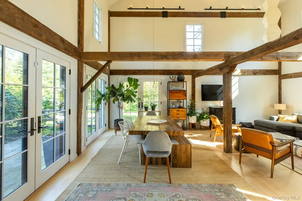4-6 Old Primrose Hill Road Rhinebeck, NY 12572