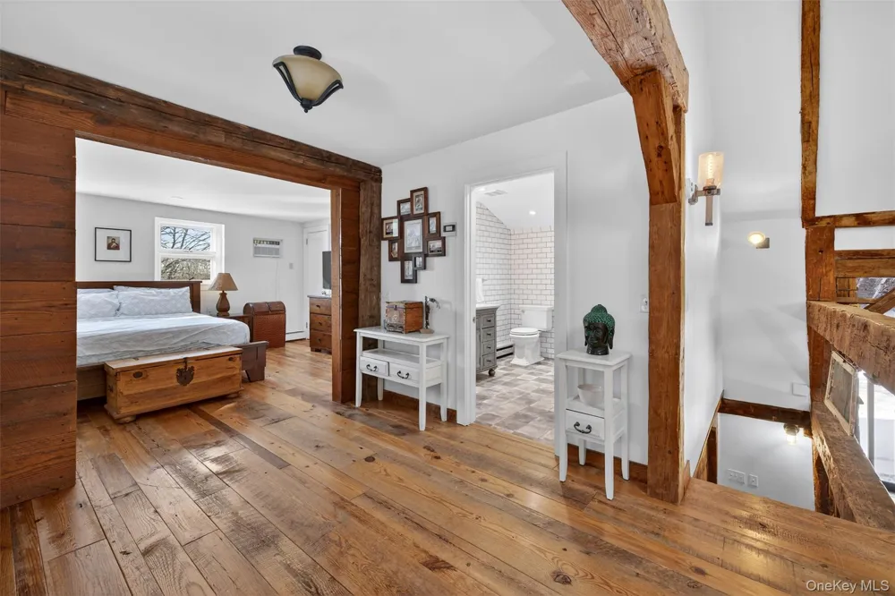 101 Drake Road Pleasant Valley, NY 12569