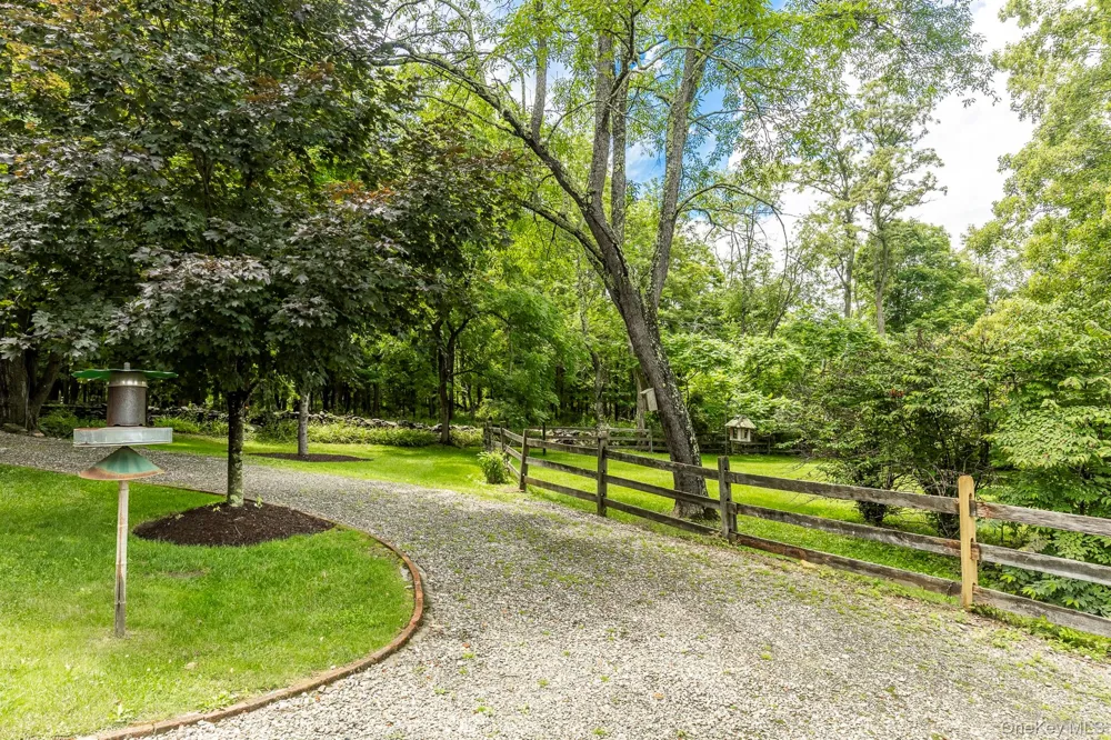 101 Drake Road Pleasant Valley, NY 12569