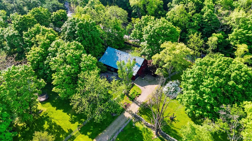 101 Drake Road Pleasant Valley, NY 12569