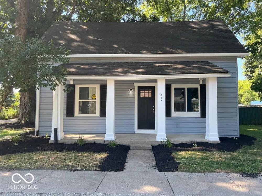 307 E Wall Street Advance, IN 46102