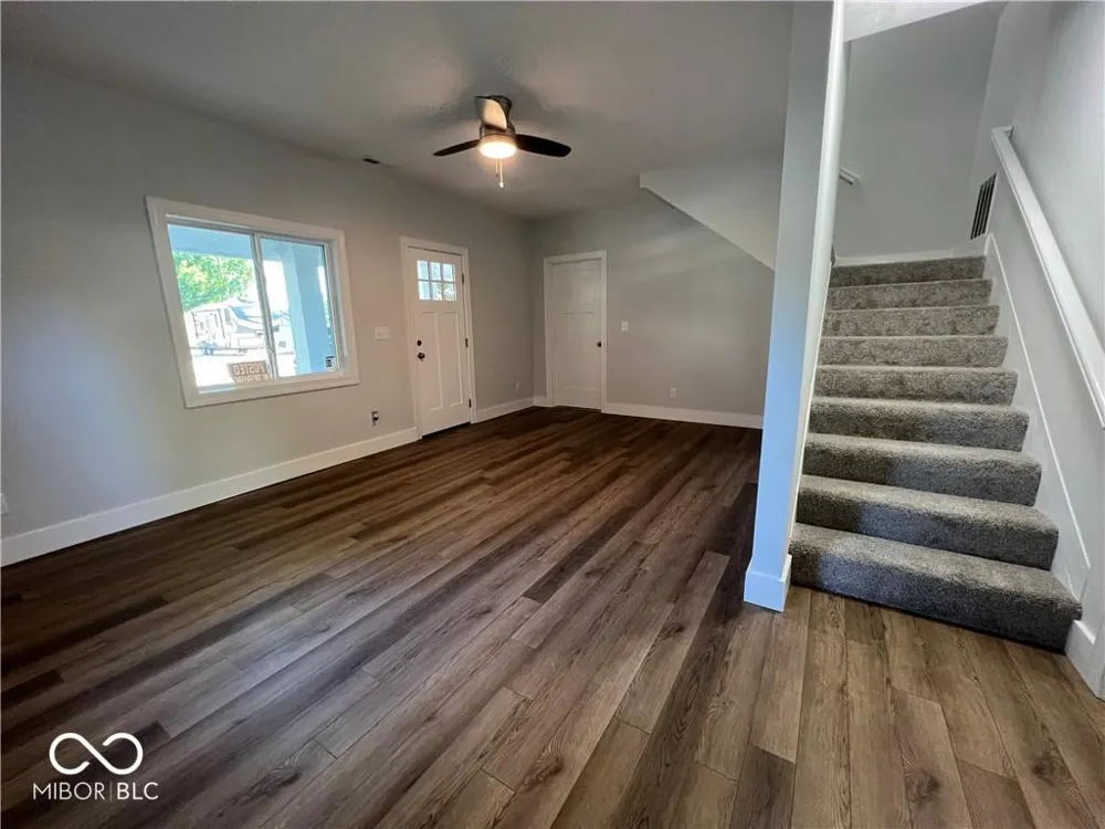 307 E Wall Street Advance, IN 46102