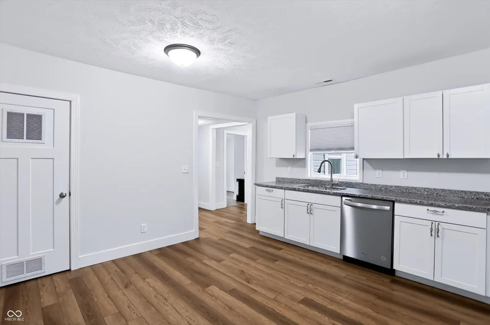 307 E Wall Street Advance, IN 46102