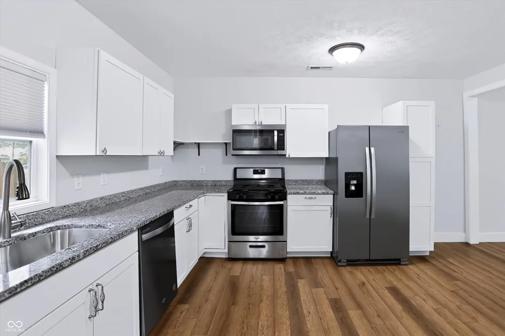 307 E Wall Street Advance, IN 46102