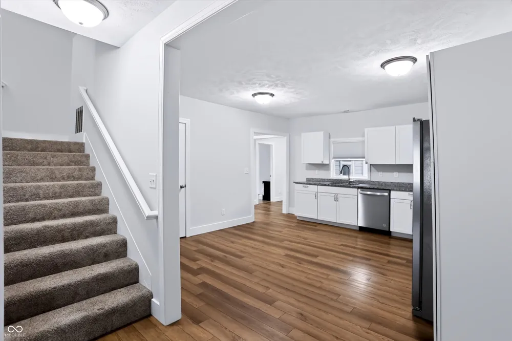 307 E Wall Street Advance, IN 46102