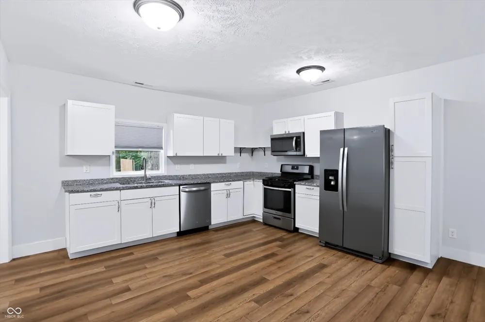 307 E Wall Street Advance, IN 46102