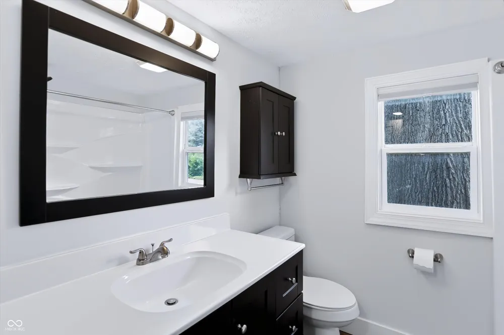 307 E Wall Street Advance, IN 46102