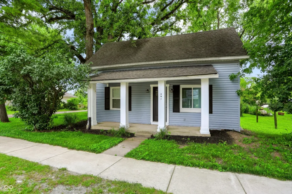 307 E Wall Street Advance, IN 46102