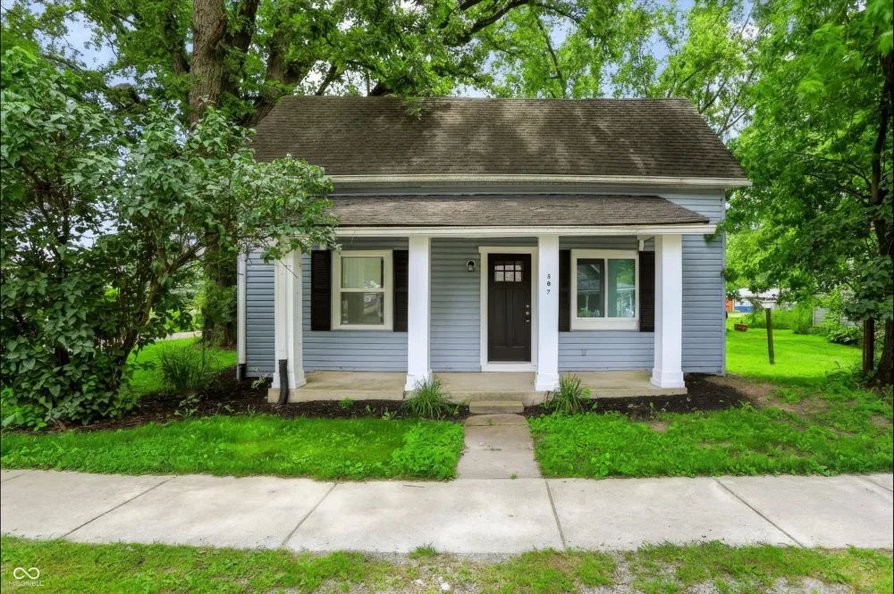 307 E Wall Street Advance, IN 46102