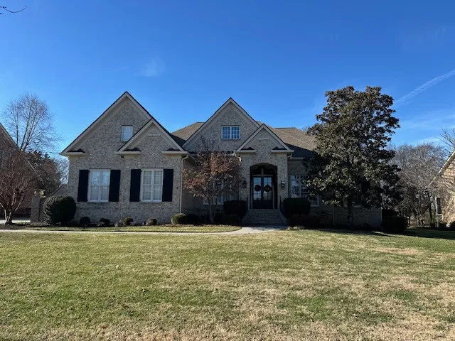 1735 Richbourg Park Dr