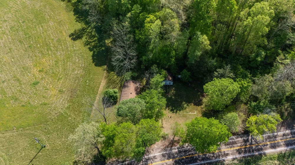 3795 Wayland Springs Rd Iron City, TN 38463